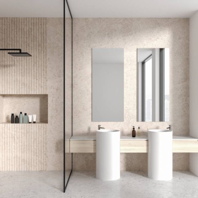 Receveur de douche sur mesure : l'essentiel à savoir avant d'acheter