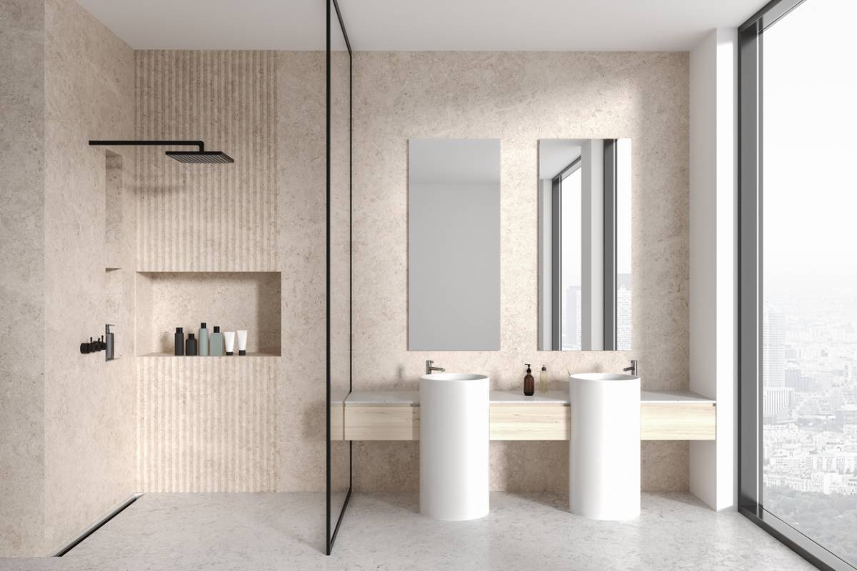 Receveur de douche sur mesure : l'essentiel à savoir avant d'acheter